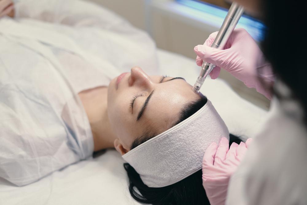 Facial yang Hanya Berfungsi Saat Anda Tak Berkata Apa-apa: Mengapa Diam adalah Kunci Kulit Glowing
